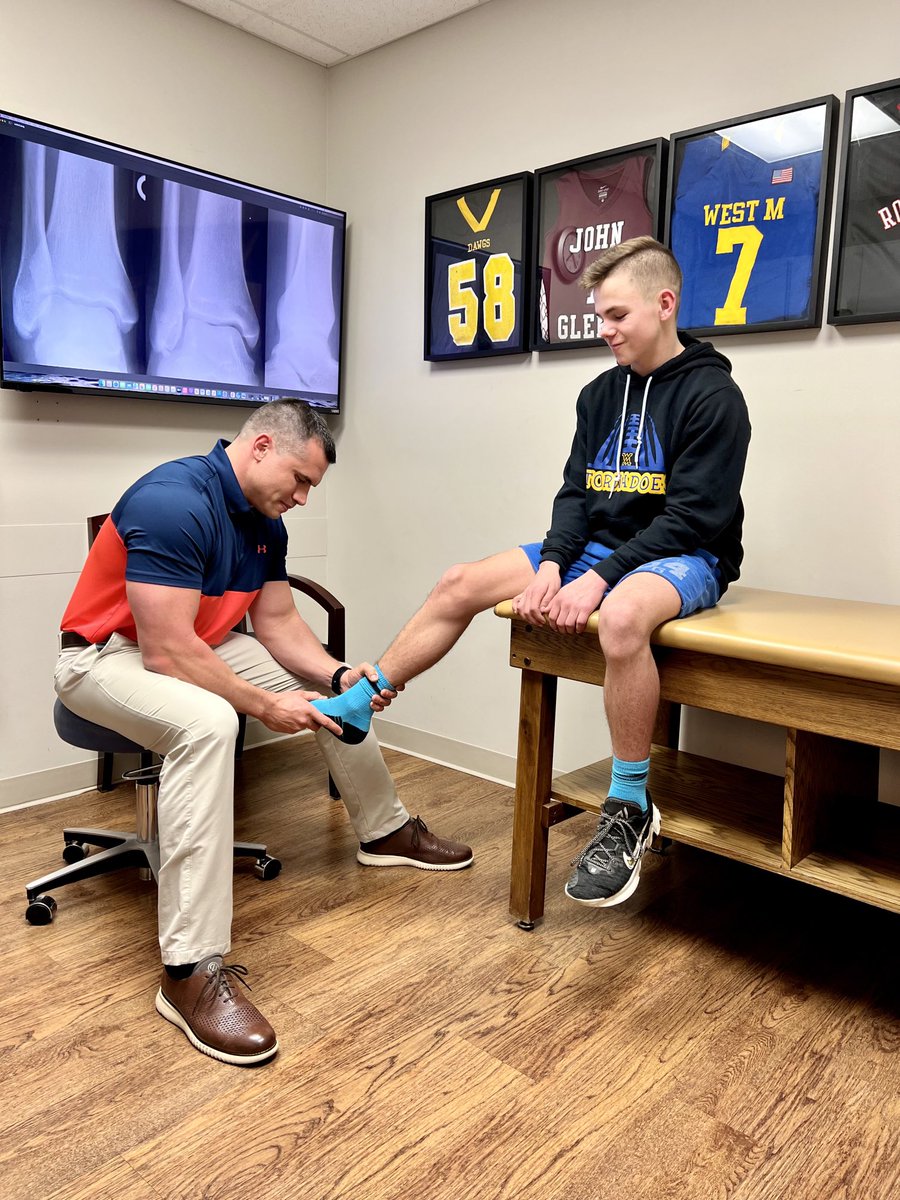 Thank you to the local schools who have donated jerseys to my sports medicine rooms. 

Walk in anytime, for any injury. No appointment needed. 

Monday-Thursday 8-4:30
Friday 8-noon

totalcareseo.com