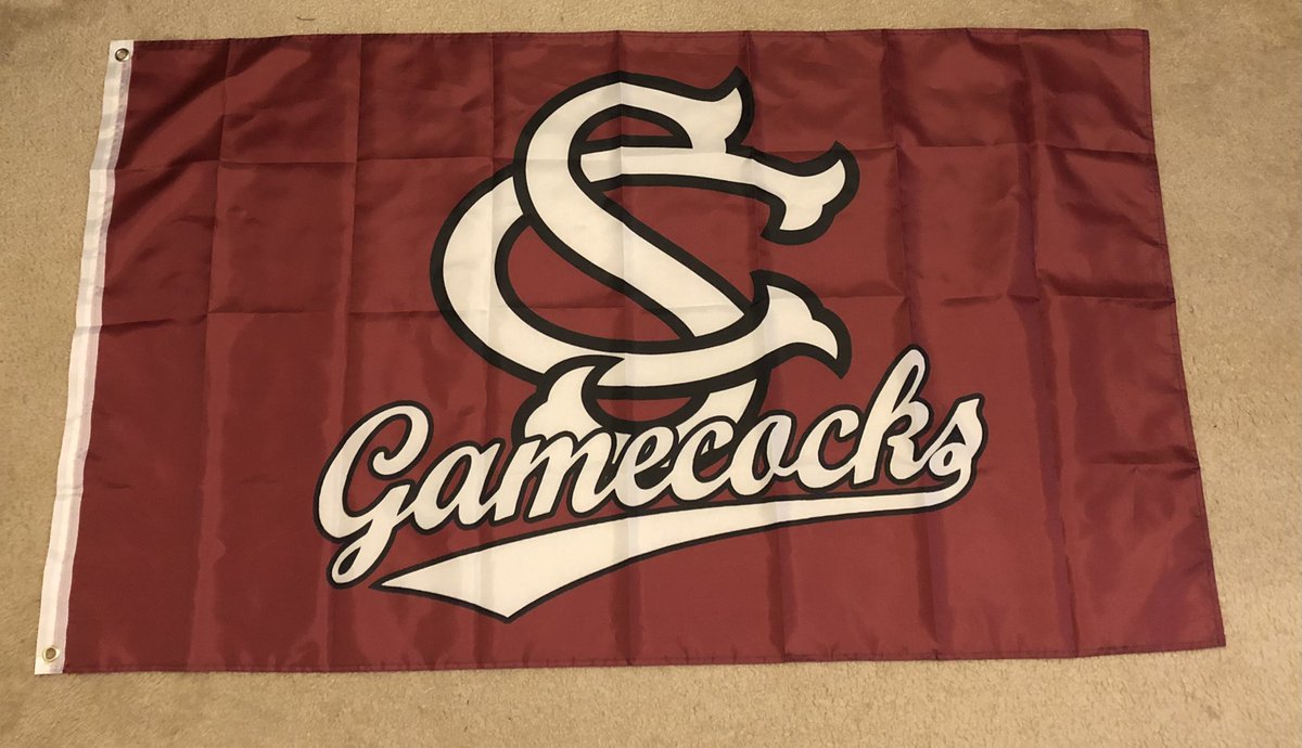 The sports weekend sucked, no doubt, but you know what?  I’m gonna give away a “One-of-a-kind” custom 3x5 #Gamecocks baseball flag to a lucky fan on here.  Rules are simple: 1. RT this tweet, &amp; 2. Be a Gamecock fan.  Will announce a winner in 48 hrs from a random drawing.