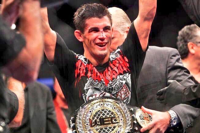 Mar6.2010
Dominick Cruz begins his reign as the Bantamweight King,
when he defeats Brian Bowles to become the new WEC Bantamweight Champion https://t.co/BmYmzXznfn