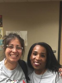 CarranzaTeacher's tweet photo. Thank you so much to @NorthbrookMS #igKNIGHTed counselor, Ms. Raglin, for her support on the @cte_sbisd #SHEBuildsHouston field trip! 😊
My hair got messier after removing my hard hat for the day... But no field trip is messy with this #AmazingTeammate! 😊🌟👍
#weareSBISDcte https://t.co/nZUY2OXKzx