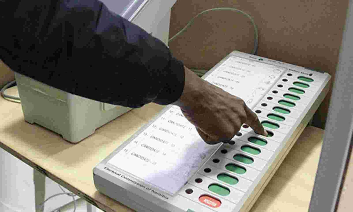 shreyaworld100's tweet image. यूपी विधानसभा चुनाव: आज सातवें और आखिरी चरण का मतदान, पूर्वांचल के 9 जिलों की 54 सीटों पर वोटिंग...613 उम्मीदवार...चंदौली, गाजीपुर, मऊ, आजमगढ़, मिर्जापुर, भदोही, जौनपुर, सोनभद्र और वाराणसी में मतदान। #UPElections2022 #UPLastPhaseVoting #UPVoting @myogiadityanath @yadavakhilesh