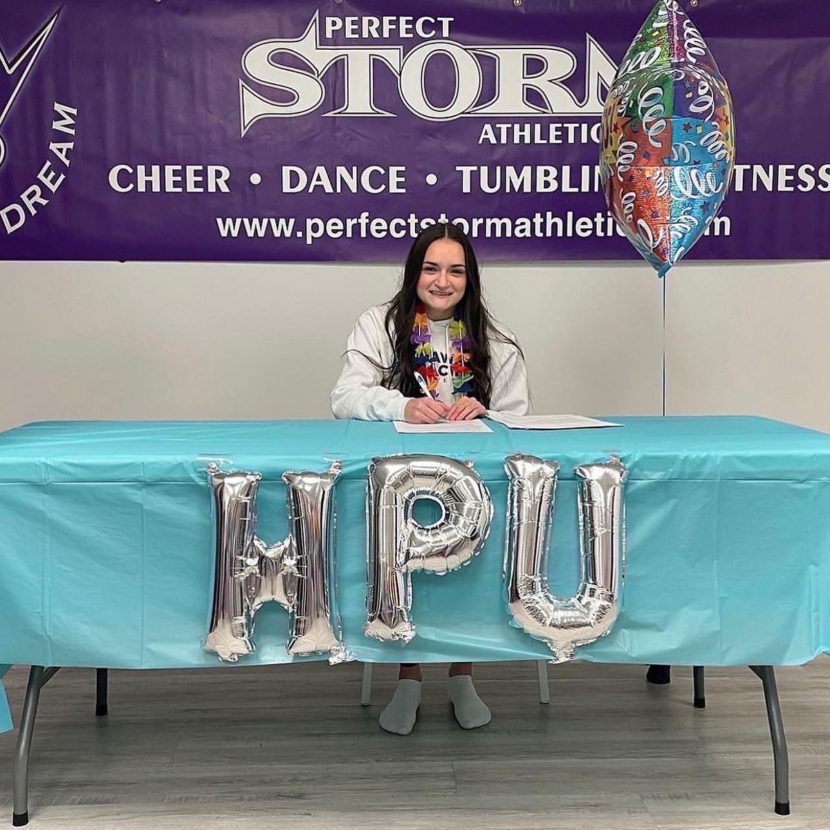 HPU Acro&Tumbling tweet media