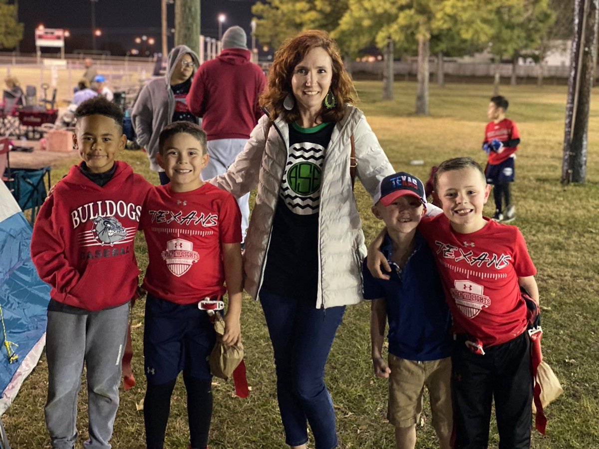 MCorley_ASE's tweet photo. I heard I had some players on the field Friday night…but I wasn’t the only fan there. These boys have my whole heart!! @HumbleISD_ASE #welovesports #relationshipsmatter #theymatter https://t.co/W1oT00Sp4c