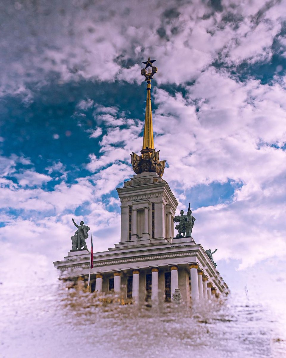АТМОСФЕРА: ☁️Сегодня будет ясно.
🌡Температура днём +4°

📸 Фото: instagram.com/geni4ka