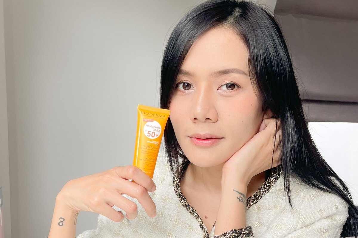 ManussananU's tweet photo. #แจก 4 รางวัล
รี+เม้นท์ใต้โพสต์
สุ่ม 14/03 

สาวก #Bioderma ต้องถูกใจสิ่งนี้‼️ กันแดดเวชสำอางสูตรน้ำนม #Photoderm Max Aquafluide SPF50+ ที่ซึมลงผิวไวมาก เกลี่ยง่าย ไม่เหนอะหนะ ไม่อุดตันรูขุมขน ใช้เยอะขนาดไหนหน้าก็ไม่วอกไม่ลอย #รีวิวกันแดด https://t.co/abpnu2mFqs