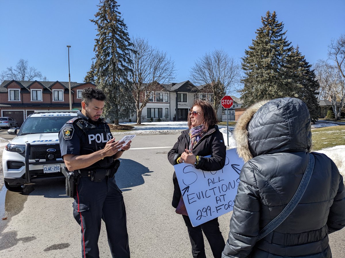 renovictions's tweet photo. This afternoon tenants from 299 Forman visited landlords Sarah and Louis Deyong to demand all eviction notices be withdrawn. Sarah decided to call the police, but that didn’t stop tenants from sharing news of their struggle in her neighbourhood. https://t.co/w6adrnDJu7