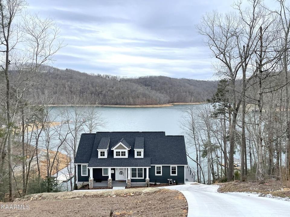 barndominium_us's tweet photo. Somethin’ slight.
247 Bankwood Ln, La Follette, TN. https://t.co/YrXCZOLsAD