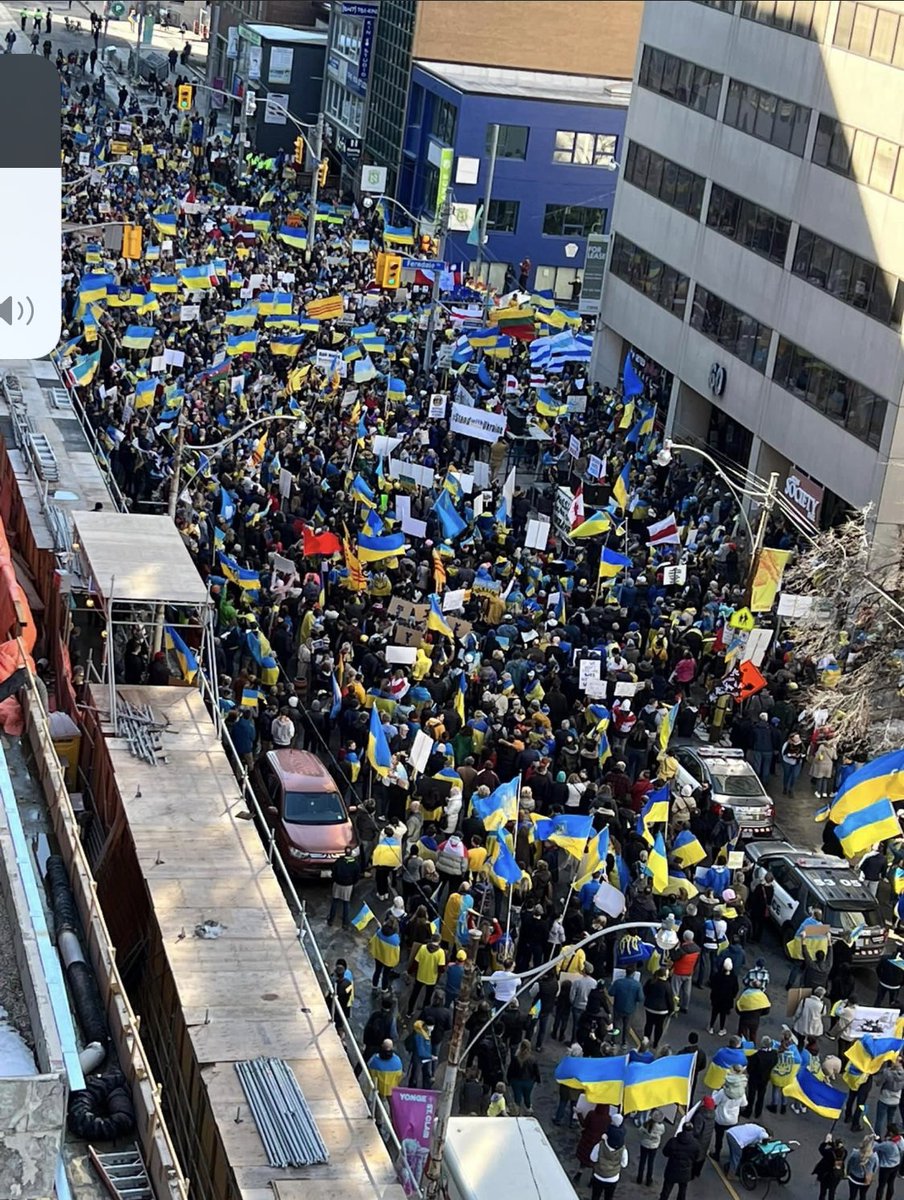 timothyjburke's tweet photo. Demonstration outside the Russian embassy in Toronto this afternoon.  #Ukraine️ 🇺🇦 https://t.co/LSPa3AbxVQ