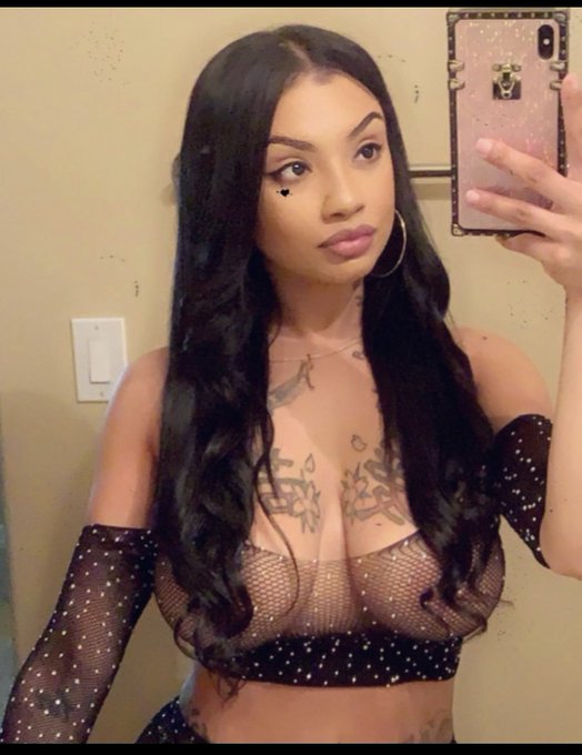 Should I move my hair https://t.co/L38vLVA4dy<a href="/tag/newprofilepic"class="tags"><span>#newprofilepic</span></a>