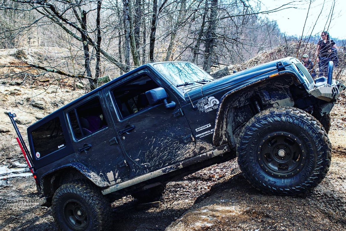 SFJ_4x4's tweet photo. The SFJ4x4 TrailTeam was out doing what it does best today @SOR_PARK
Who else was at SOR this weekend โ๏ธ Post up your pics ๐
@sfj_4x4 TV ๐ฅ https://t.co/qO7nJeZfpv
๐ธ @scottl_sfj4x4_trailteam
https://t.co/20Ibde80bG
#trailteam #Jeeplife #jeepwrangler #jeeps https://t.co/T5bhAxK8Ig