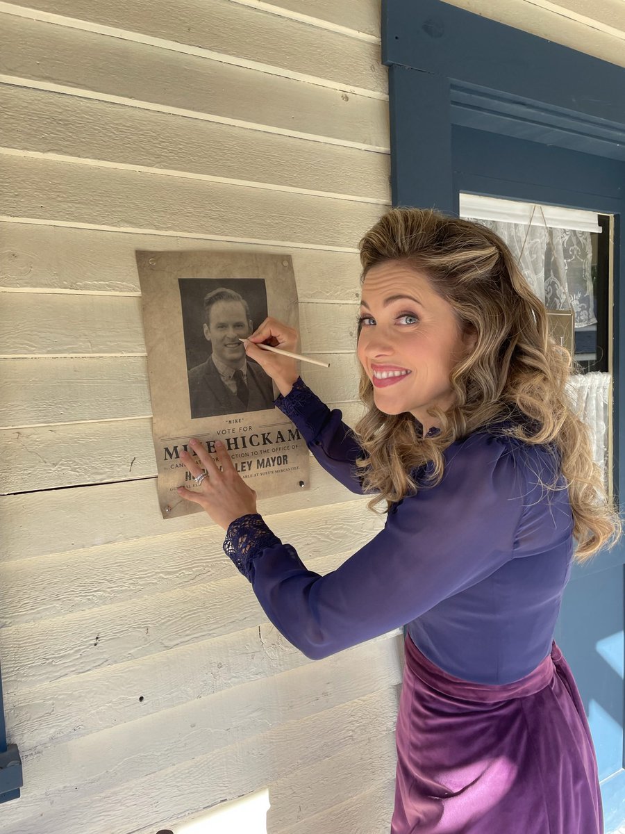 HuttonPascale's tweet photo. @b3nros3 @HuttonPascale #Hearties #WCTH 
@WCTH_TV @hallmarkchannel https://t.co/ggkTZNSebQ