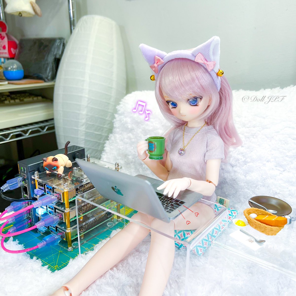 AndroidPDF's tweet image. 咲那ちゃん: サーバーリブート!! ニャ💕 ฅ(Ф∀Ф)
Doll F: 😱😱!!
.
.
.
Sana-chan: Server reboot!! meow💕 ฅ(Ф∀Ф)
Doll F: 😱😱!!
#raspberrypicluster #fashiontaildoll #littlewonderwardrobe #decorationbox
#クリアロっ子 #mddはいいぞ #mdd #mdd咲那 #catgirl #dolljpf