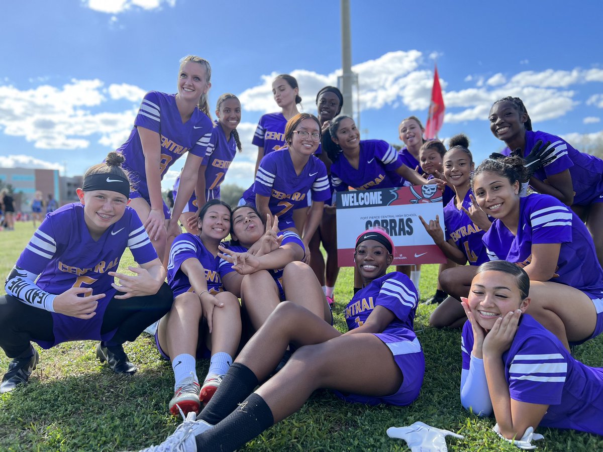 Those 1st win feels… 😊 Whitney D’Haiti and Ari Williams both log their first interceptions. Marisa Weiss snags a TD thrown by Adrienne Rivera. Whitney D’Haiti tacked on a 25 yard TD run. Defense was STOUT! #REDEMPTION