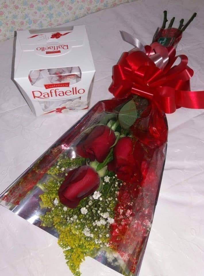 AliceMelchior2's tweet photo. Todo dia é dia da Mulher. 

Mas faça que este 8 de março seja um dia mais especial ainda.
Demonstre seu amor e carinho presenteando com flores as mulheres de sua vida!

8 de Março - Dia Internacional das Mulheres.🌹🌷🌺⚘ https://t.co/bboWQSvdML