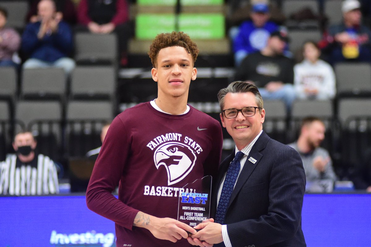 fsfalcons's tweet photo. @Fairmont_Hoops Isaiah Sanders was named to the @TheMountainEast All-Tournament Team this evening and was the leading scorer with 30.0 points per game. #SoarFalcons https://t.co/vXOgIhbDwJ