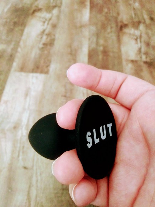 Time to play with this plug again. #nsfw https://t.co/tpio9Vlgif<a href="/tag/nsfw"class="tags">#nsfw</a>