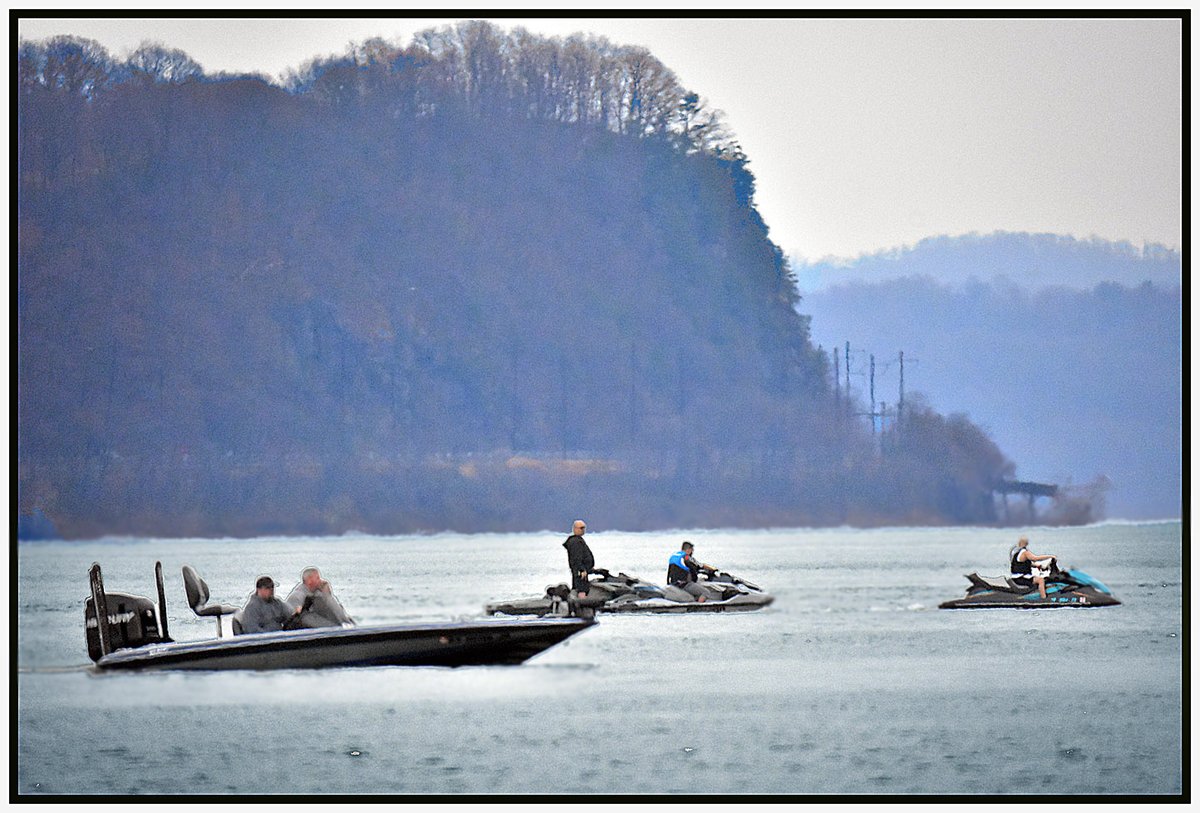 bilbowden's tweet image. Sunday's record-breaking temperature of 74 degrees lured a lot of Yorkers out of their homes and into the wild. Fishing boats and jet skis commanded the Susquehanna River, while walkers visited the Long Level boat ramp area. Today's temps may near the record again. @yorkcountypa