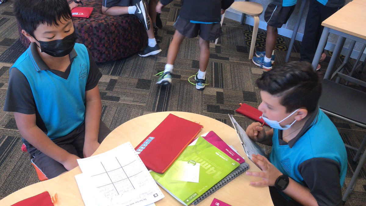 smcm_school's tweet photo. Using the new “Tic Tac Toe” note taking strategy to identify important information in a text. #Year4 #InternationalYearofGlass #AmorphousSolid https://t.co/zrjHgOGH09