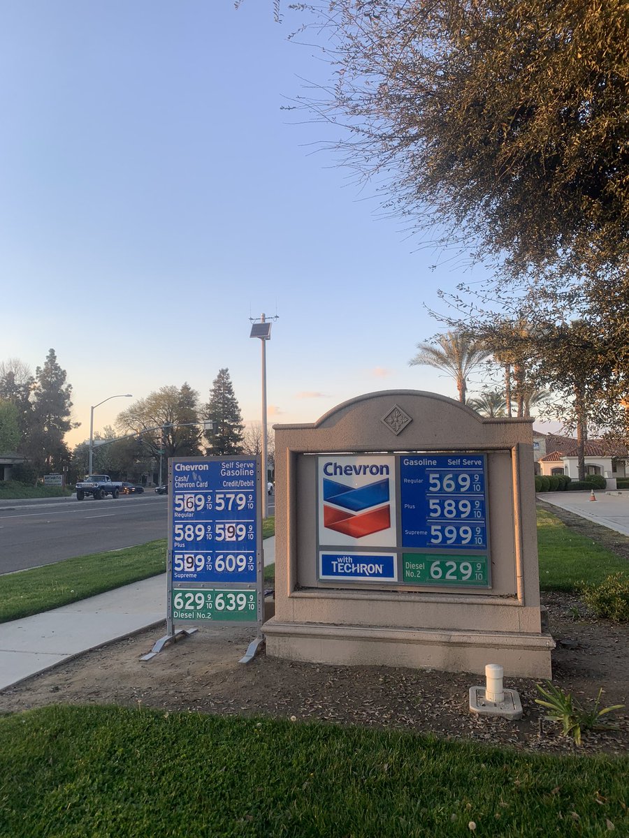 electmattstoll's tweet photo. Gas prices are skyrocketing across the nation, but California is the first place to see an AVERAGE of 5+ a gallon.  We need energy independence now, look this photo from Visalia today! #CA22 https://t.co/LGlMH1JkO1