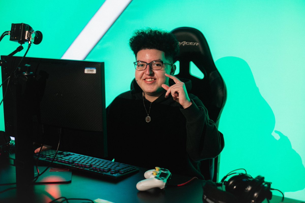 FaZe Clan tweet media