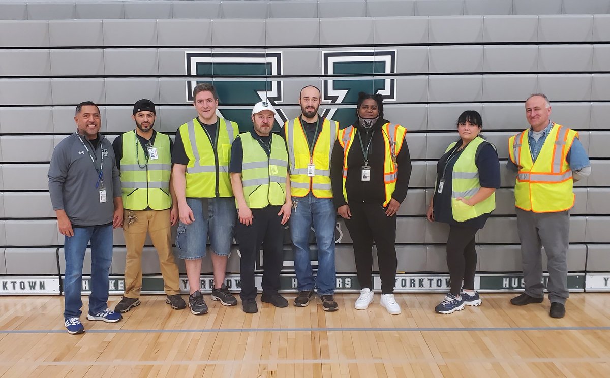 YCSD_Athletics's tweet image. Thanks to @RonHattar @YHSDeGennaro, Dir. Of Facilities Dennis Verboys, Diego Arroyo, Mike Grundig, the entire parking lot crew that handled thousands of cars, the custodial staff who made every game look like the 1st, my event staff, our AT, and Of course Yorktown&apos;s finest #town