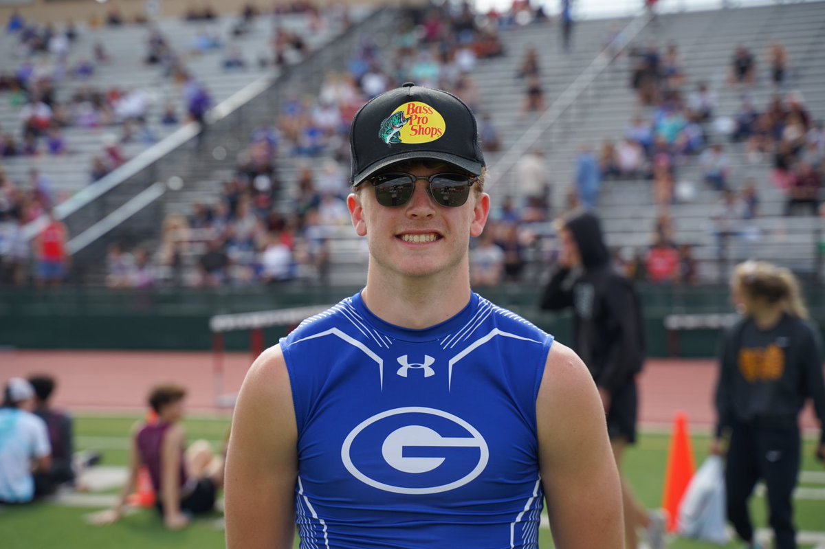 2023 Wide Receiver @DraydenDickman1 ran a 22.39 in the open 200. He currently holds offers to Rice & Penn University. He is very fast, smart, & runs excellent routes! Look for him to have major senior season. @GTEagleFootball