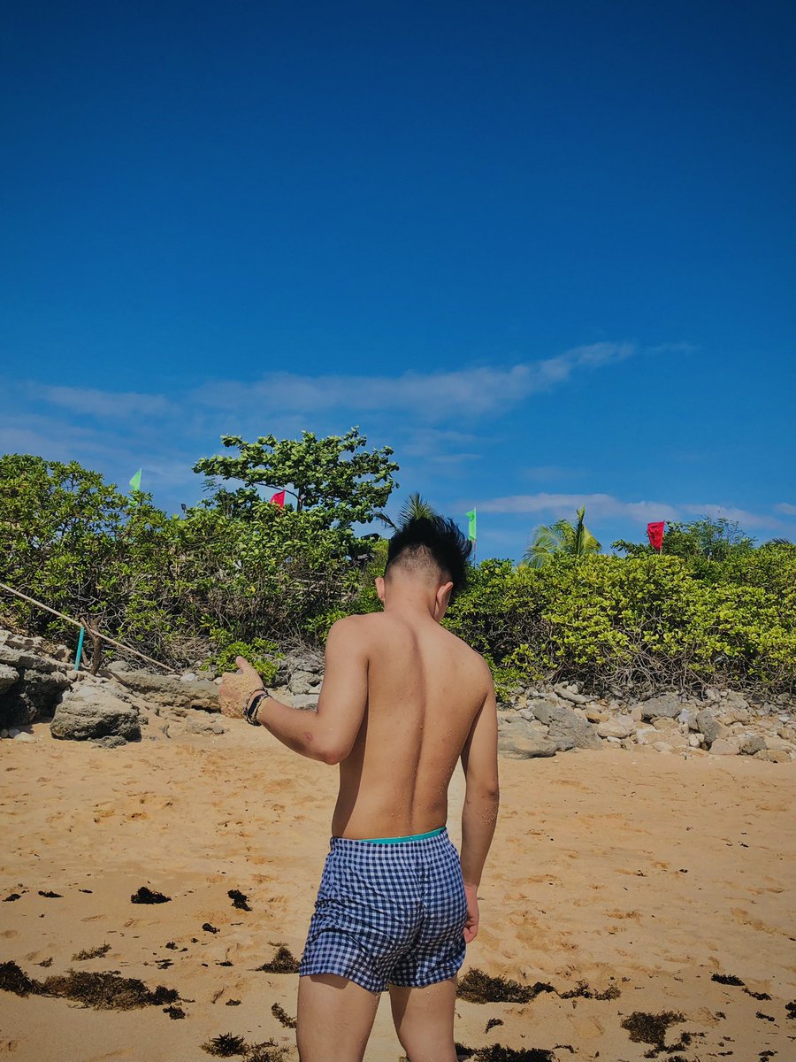 ronie233's tweet photo. People want to be alone but not to feel alone https://t.co/EOOhpcRVVe