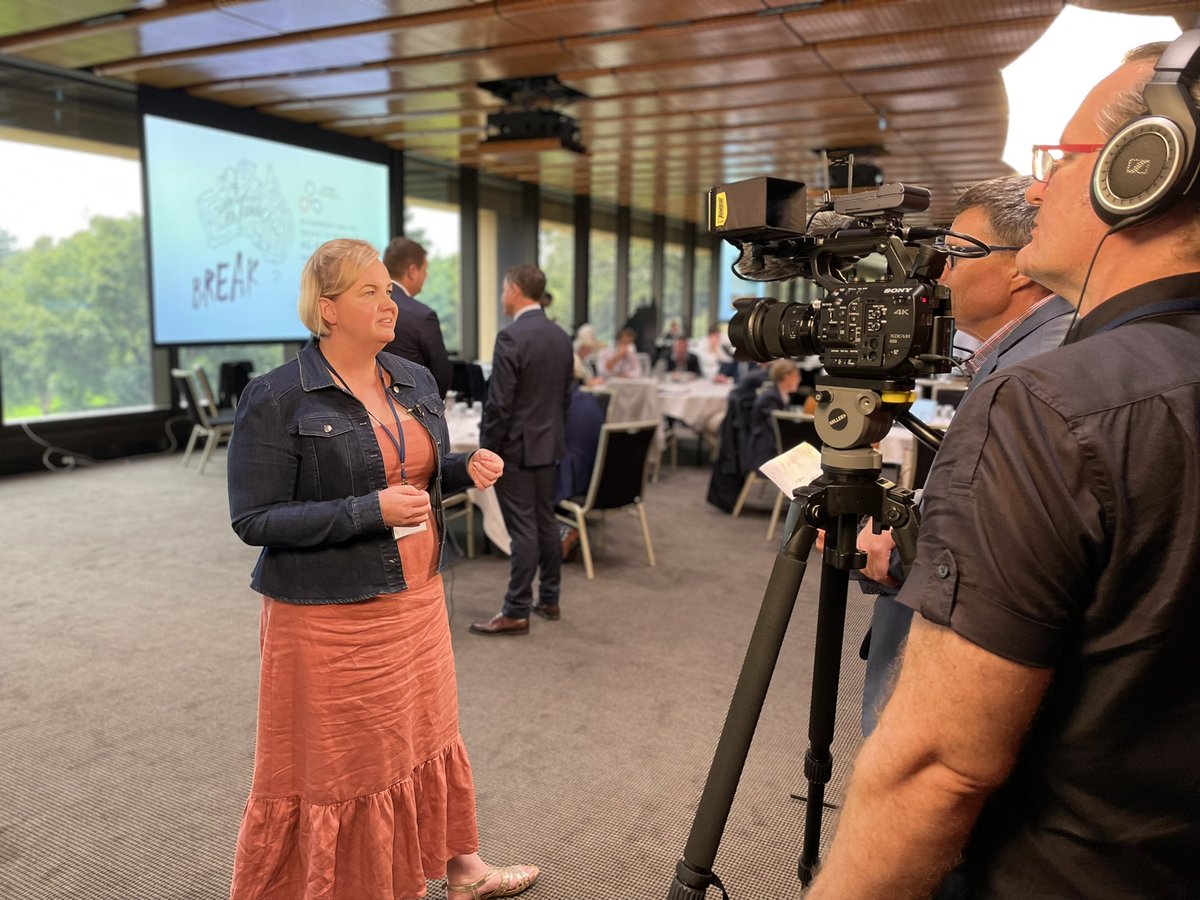 Sarah_S_T's tweet photo. Taking on trolls &amp; misinformation? Disconnecting your emotions around agriculture, keep it calm, focus on understanding &amp; empathy while backing it up with facts - advice from @cottonfarmgirl during our #AFI2022 interviews #advocating4ag @AustFarmInstitu @AnvilMediaAust https://t.co/tpksLnRYI3