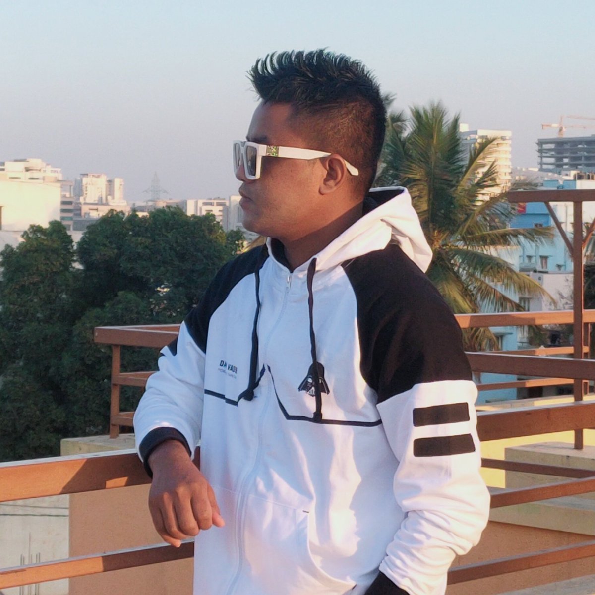 bk_pegu's tweet photo. Mood off 📴 #mood @bk_pegu @imharleenDeol https://t.co/09tRYSU2GH