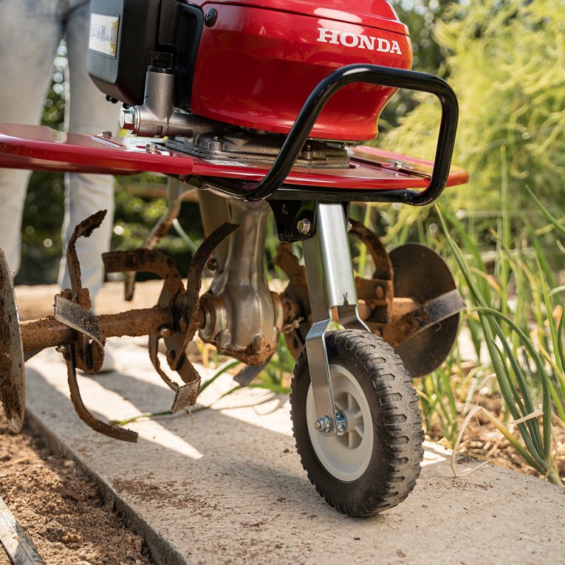 maquirenta's tweet photo. Ya en venta las nuevas motoazadas y motocultores Honda, para #jardinería,  huerto pequeño , huerto mediano y #huertourbano https://t.co/zr24HgaaQ4