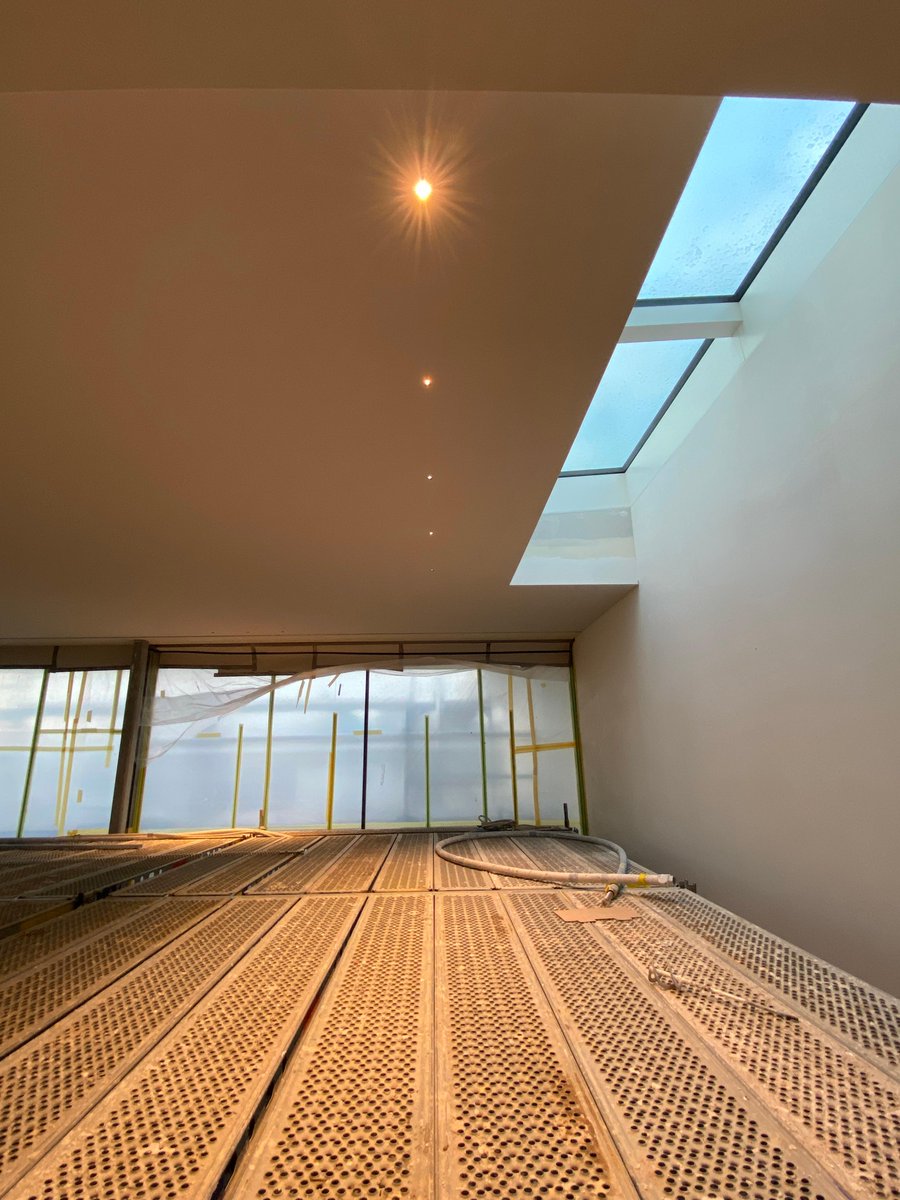 acoustic ceilings not only contribute to healthy living in a functional way, they also increase the feeling of well-being and relaxation within your own four walls in an aesthetically appealing way.
.
.
#aesthetic #architecture #annaphilipp #philipparchitekten #acousticsystems