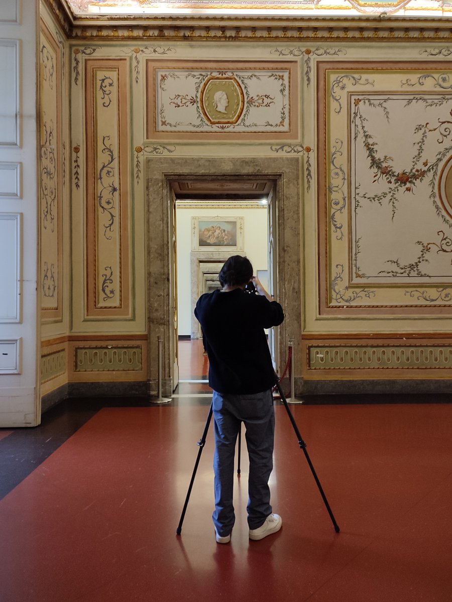 MemexProject's tweet image. On March 9th, in live streaming on the social channels of @reggiadicaserta, the subscribers of the Vanvitellian Complex will present their digital stories created as part of the MEMEX project! 
More info here: memexproject.eu/en/news 
#ReggiaDiCaserta #MEMEXProject #EUProject