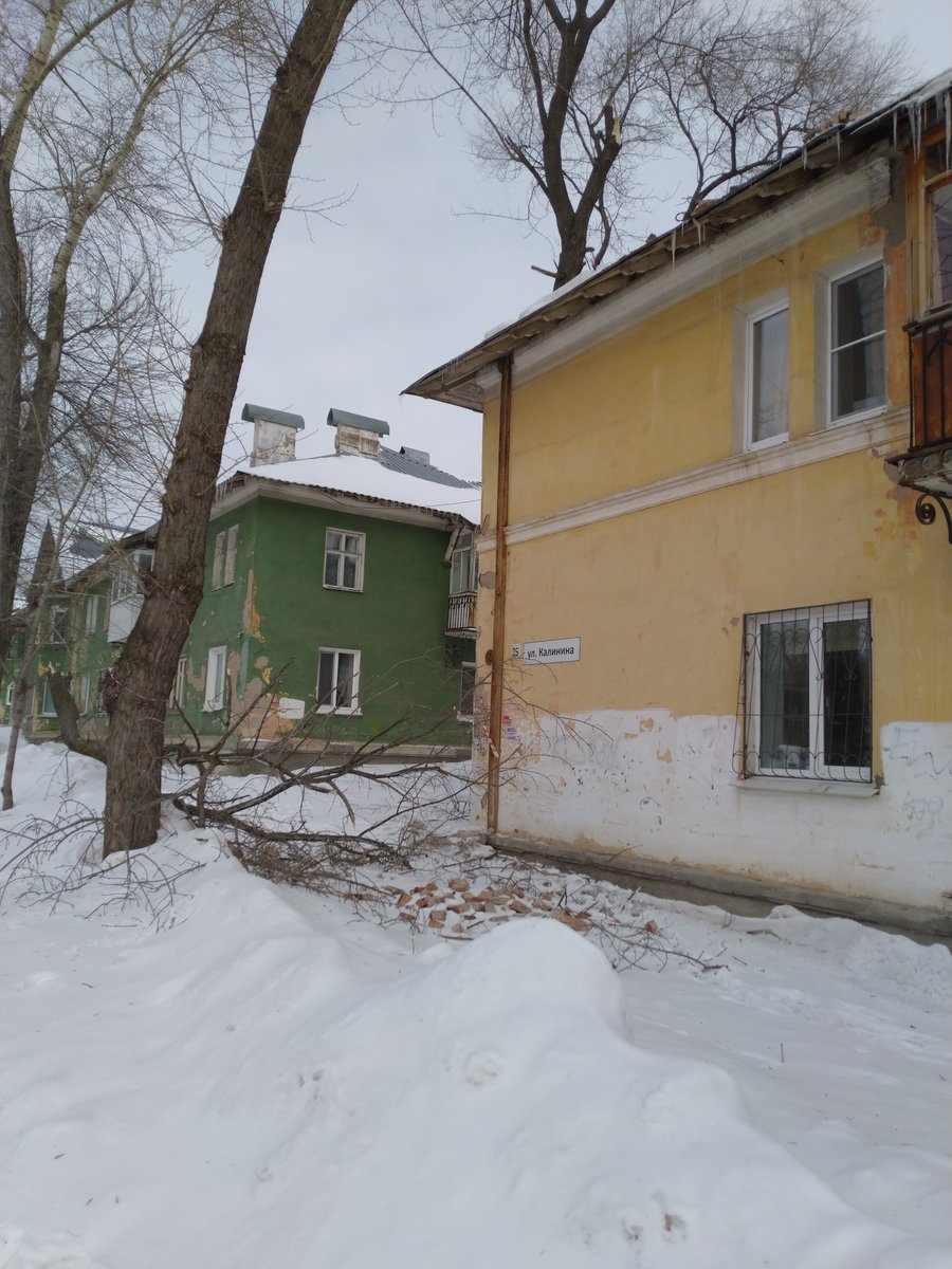 <a href="/SamMobilePriem/">Мобильная приемная Губернатора Самарской области</a> <a href="/D_Azaroff/">Дмитрий Азаров</a> <a href="/E_Lapushkina/">Елена Лапушкина</a> тротуар по Калинина 35 и 37