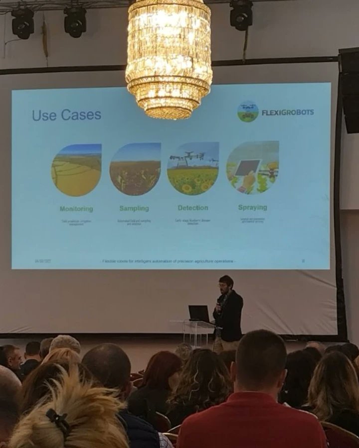 BioSenseRS's tweet photo. U petak, u Hotelu Jugoslavija u Beogradu, odrzano je prvo savetovanje agrobiznis sektora jagodastog voca koje su organizovali Institut za primenu nauke u poljoprivredi, @BioSenseRS i @ZeleniHit.
.
.
.
@FlexiGroBots 
#AntaresProjekat
#Horizont2020 https://t.co/5JsHezJHF0