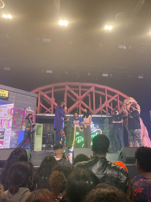 limboaoty's tweet photo. THEYRE SO CUTE IM GONNA CRY https://t.co/dnNyP0mLcK