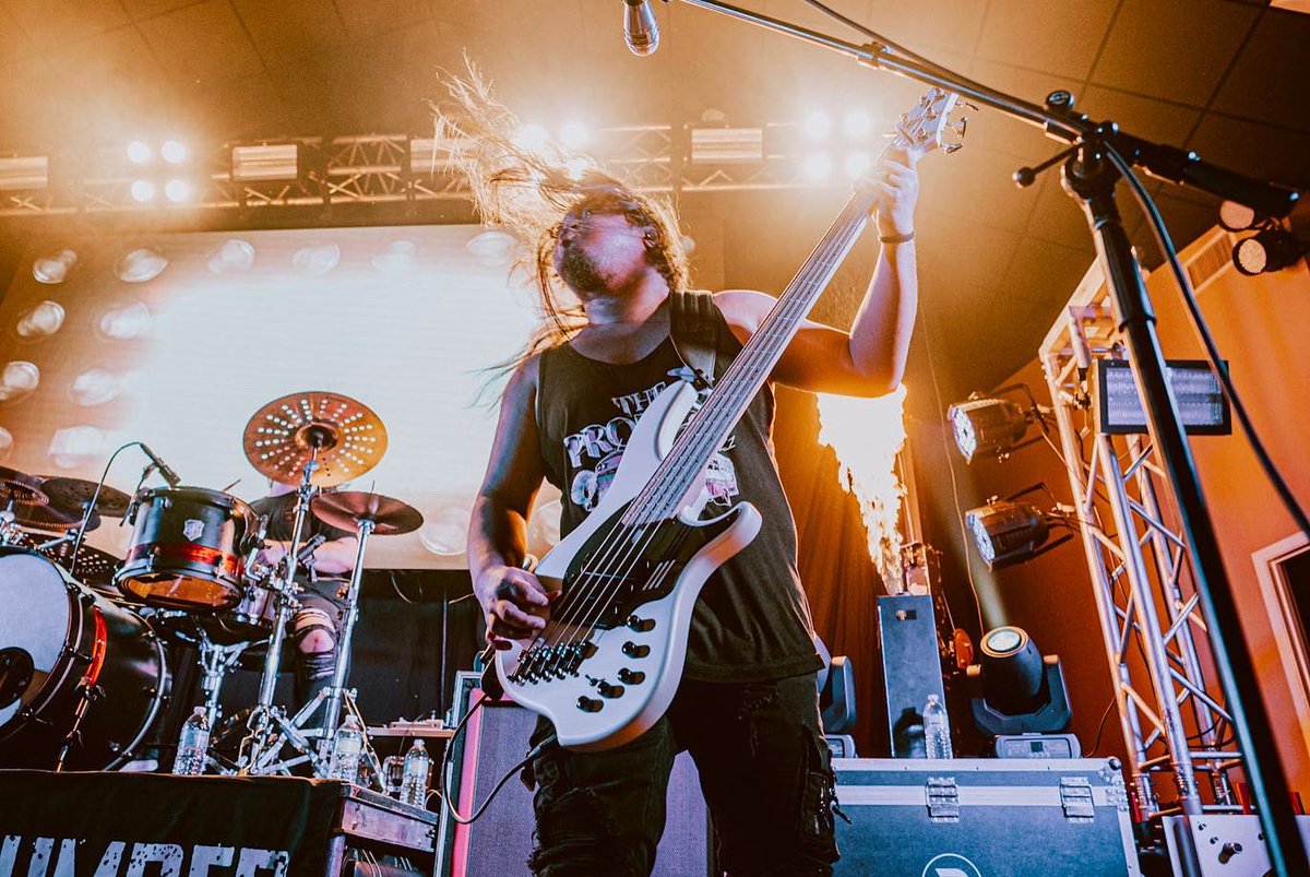 7thDaySlumber's tweet photo. Houma brought the heat tonight! See you Milton Florida tomorrow and Piedmont Alabama on Tuesday!! 
Let’s gooo! #FreeShows Sponsors @childfundlive @childfund 📸: @tylerbyars_ https://t.co/AjrHaBJLpN