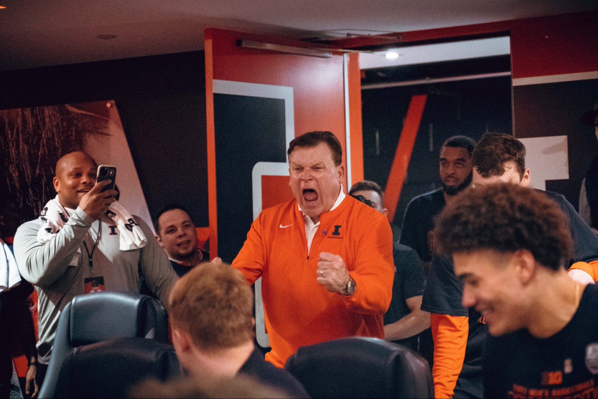 𝐂𝐡𝐚𝐦𝐩𝐢𝐨𝐧𝐬

#Illini | #EveryDayGuys