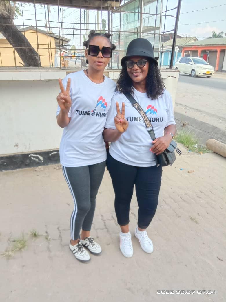 LightMadame's tweet photo. Kamweneeeee..... Tukutane Iringa..... ✌💪 https://t.co/103mPWyRH6