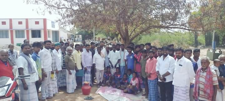 தேவேந்திரகுலவேளாளர் சமூக மக்களின் நீண்டகால கோரிக்கையான பட்டியல் பிரிவிலிருந்து தங்களை நீக்கி தனி இடஒதுக்கீடு கோரும் கோரிக்கையை வலுப்படுத்தும் விதமாக  மக்களை சந்தித்து விளக்கம் கூட்டம் வேந்தர்குல இளவரசர்கள் சங்கம் சார்பில் நடைபெற்றது.
#பட்டியல்_வெளியேற்றம் #தேவேந்திரகுலவேளாளர்