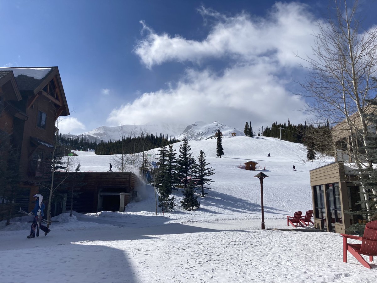 miehenr's tweet photo. Good first day of the IEEE Aerospace Conference in Big Sky, Montana. Looking forward to a week of full of interesting talks, and maybe some skiing too! https://t.co/cku7oX8K1s
