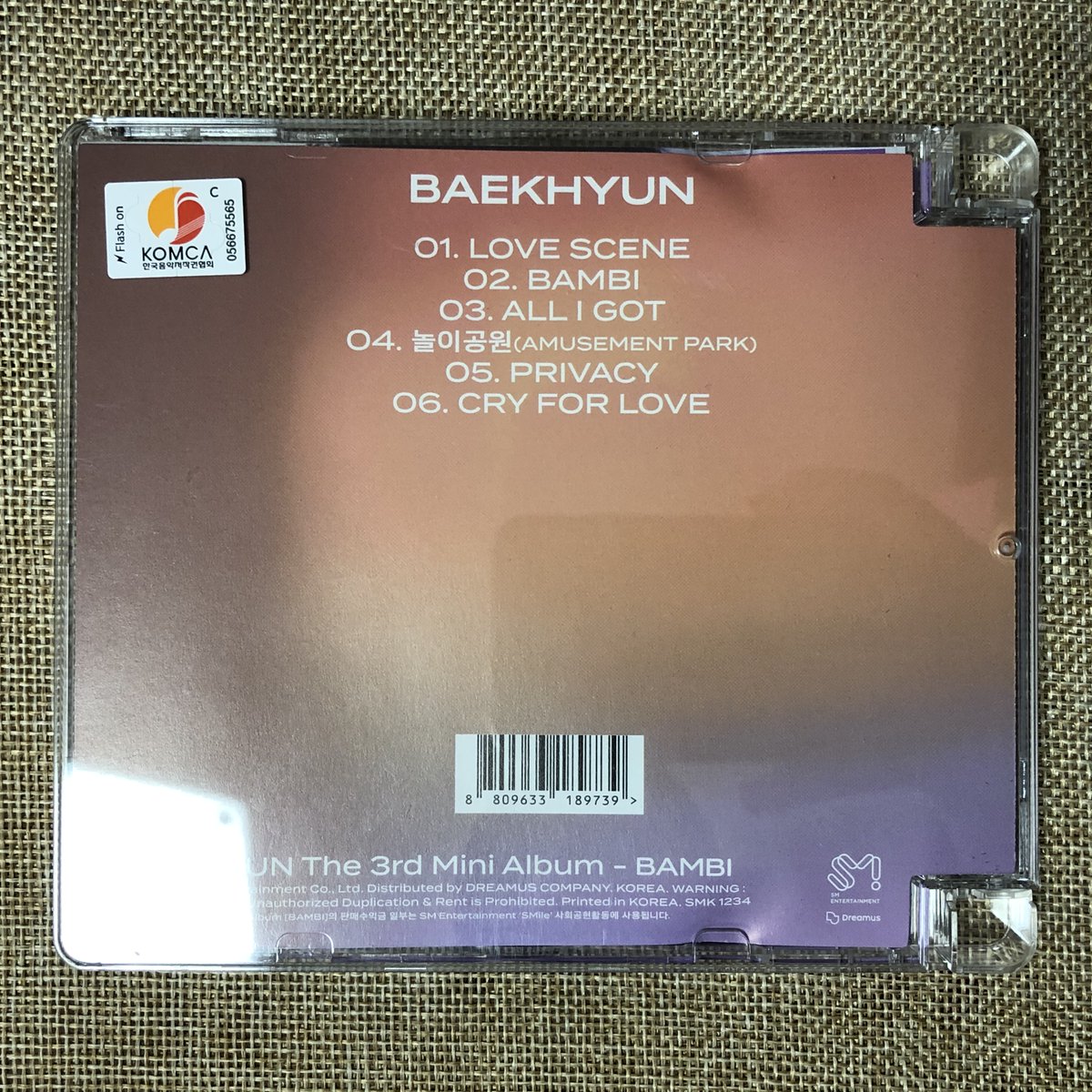 awesomebag7's tweet photo. EXO Baekhyun [3rd Mini Album Jewel Case Ver: BAMBI] Misty VER UNSEALED OPENED
엑소 백현 [미니앨범 3집 제웰 케이스 버전: 밤비] 미스티 버전 개봉앨범

PHOTOBOOK + CD ONLY
NO PHOTOCARD
Price: 9$
SH in Korea: 3$
DM for WW Shipping &amp; Bulk Buys
#Baekhyun #백현 #Bambi #밤비 #Bambi_Misty https://t.co/VGkvwItGus
