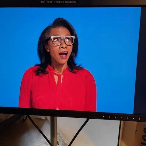 AvisBoone's tweet photo. Awesome 1st quarter 2022! Some BTS shots of a recent booking. Awesome photog Liz Von Hoene &amp; the styling teams bringing the look together for the shoot!
Thanks @beautyobession for my nails! #modeling #behindthescenes #infrontofthecamera #printmodel #printshoot #stylists https://t.co/N30zEjl2fb