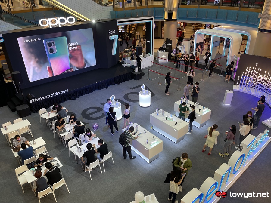 LowyatNET's tweet photo. #OPPO #Reno7 and #Reno7Pro Officially Made Their Way Into Malaysia

@OPPOMalaysia

https://t.co/DreuGPAyrz https://t.co/sXgQyqekjY