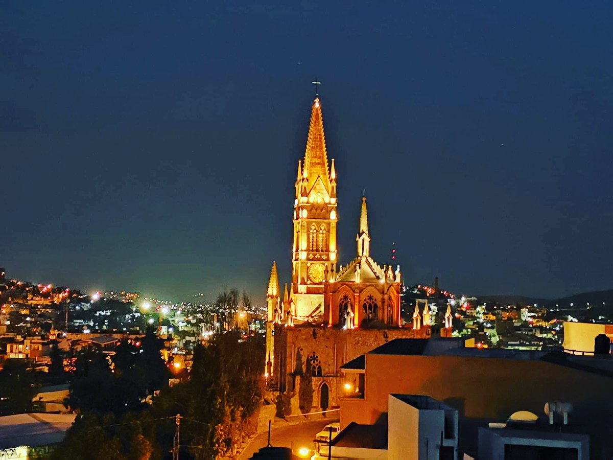 RSMonrealista's tweet photo. ¡Excelente noche! Desde la más bella y hermosa ciudad de #Zacatecas https://t.co/guzMDuKKB7