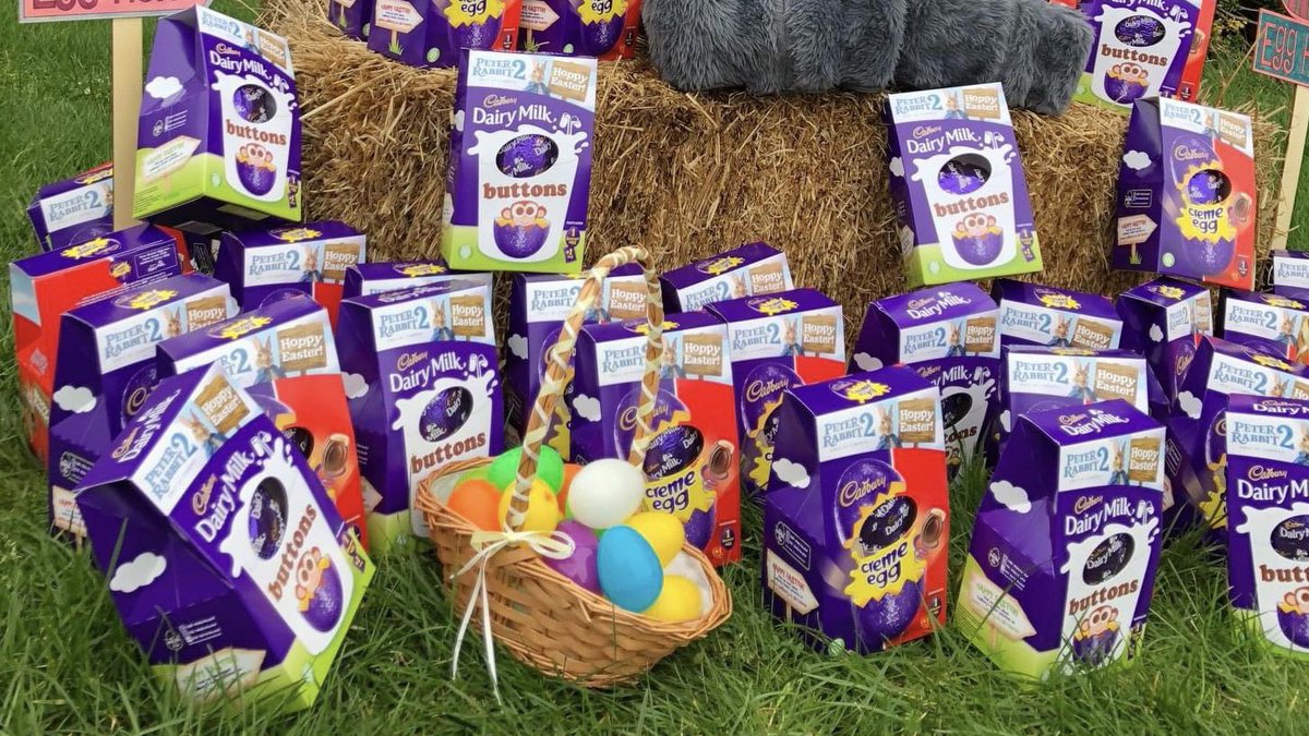 mamidesigns's tweet photo. Yep it’s almost that time of year again  but I think Easter eggs have probably been in the shops since January!  Do kids still paint real eggs anymore?

#conifox #cadburys #easter https://t.co/PFHXnP9n2Q