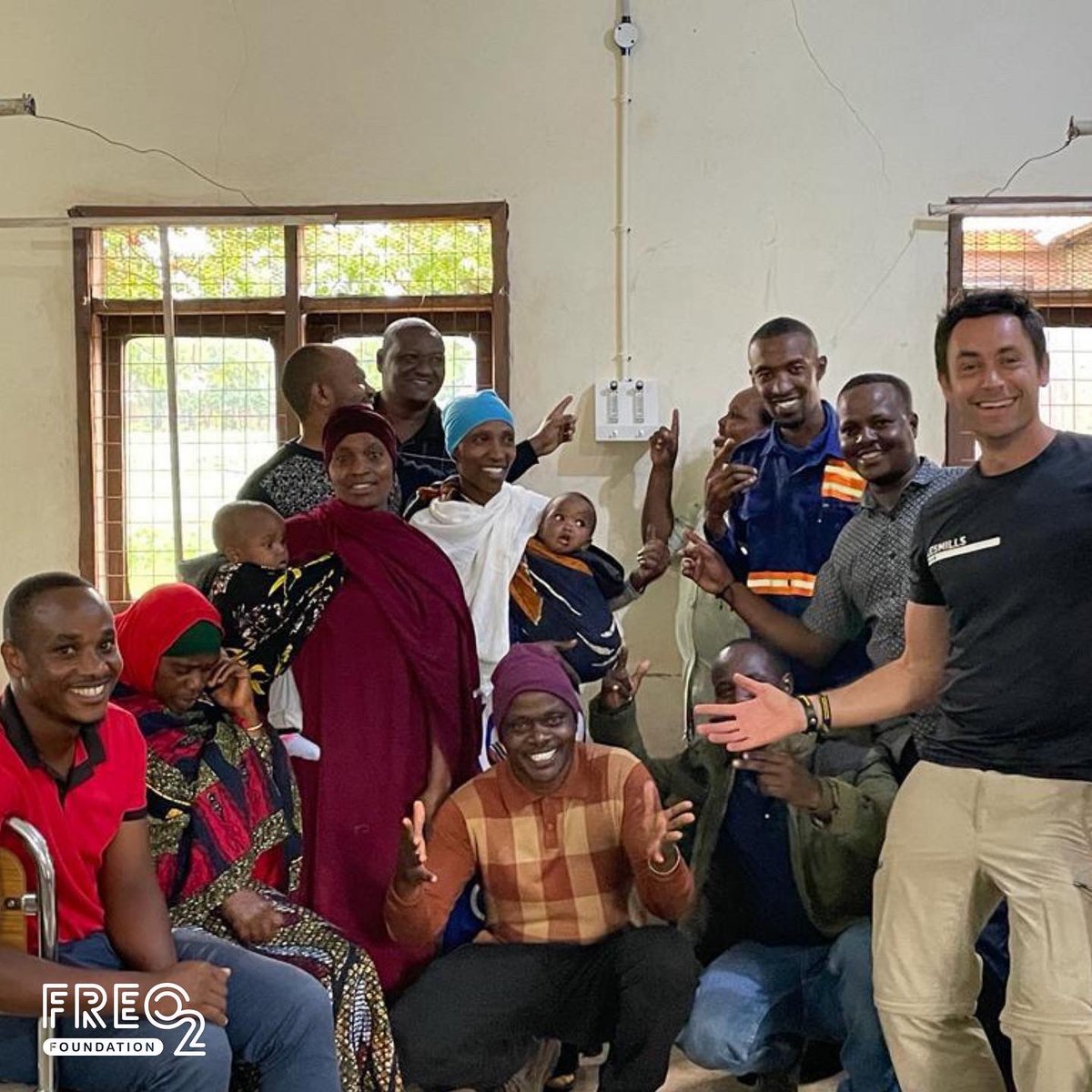 FREO2_AU's tweet photo. We’ve completed our 5th installation of FREO2 #oxygen in Tanzania 👏 This increases our capacity to treat 100 more babies suffering with #pneumonia each month! A huge thank you to our Tanzania team and the Oxygen CoLab for making this happen @COVIDactionTech 🙏 https://t.co/rSHWzXqkWb