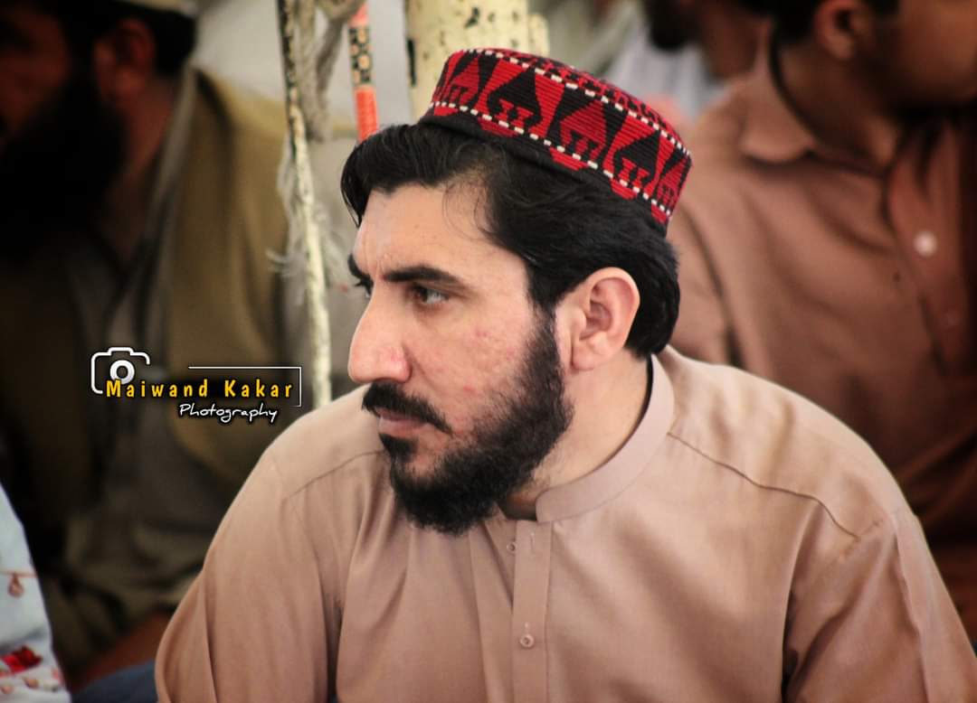 Fareedullahka15's tweet photo. پرلت به جارې وي تر څو چې زمونږ مطالبات نه وي منل شوي
مشر منظور پشتین https://t.co/rOuI4HmVqc