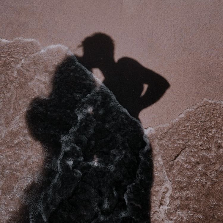 alawts's tweet photo. people we meet
on vacation
by emily henry
★ ★ ★ ☆ ☆
01/03 — 06/03

maybe things can always get better between people who want to do a good job loving each other. maybe that’s all it takes. https://t.co/pddmutJUh8