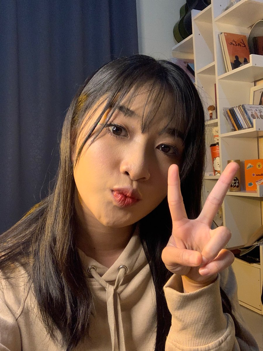 C_OnielJKT48's tweet photo. Mondayyyyyy https://t.co/KC4ZRALFsr