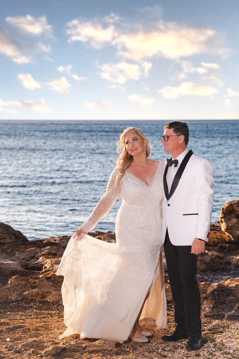 CarlyRosich's tweet photo. Can’t believe I am Mrs. Bown. ♥️ https://t.co/BaQx0HAzIQ